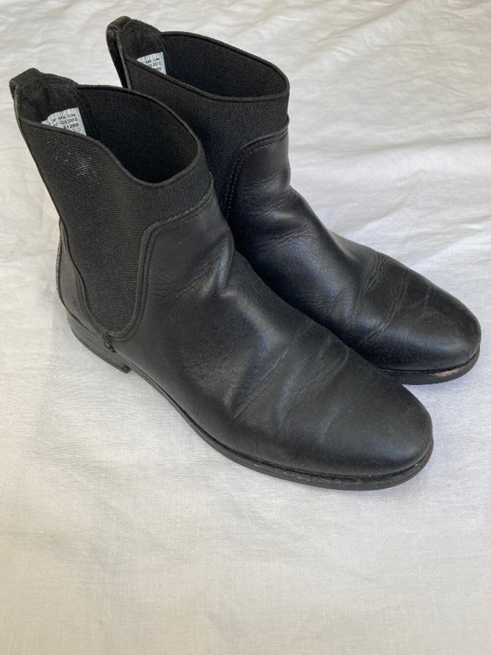 Timberland Size 6.5 Womens Black Chelsea Boots Fall Winter